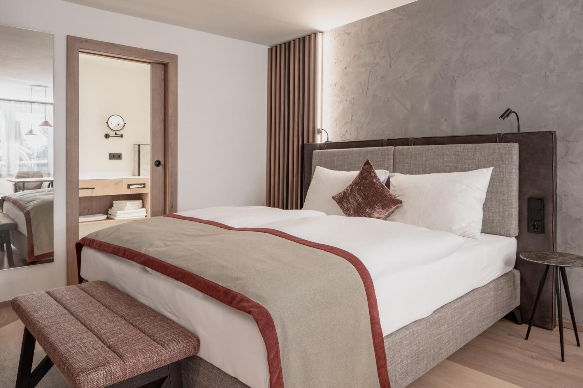 Salzburg Hotel 4*